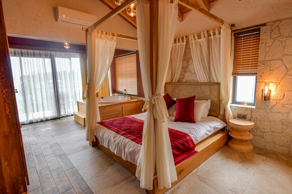 Volans Suites Villas