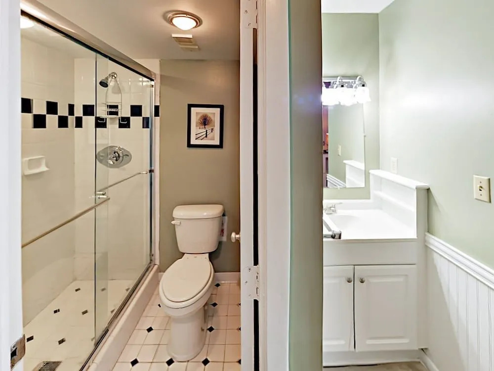 20th Avenue North #1004 - 2 Br Condo