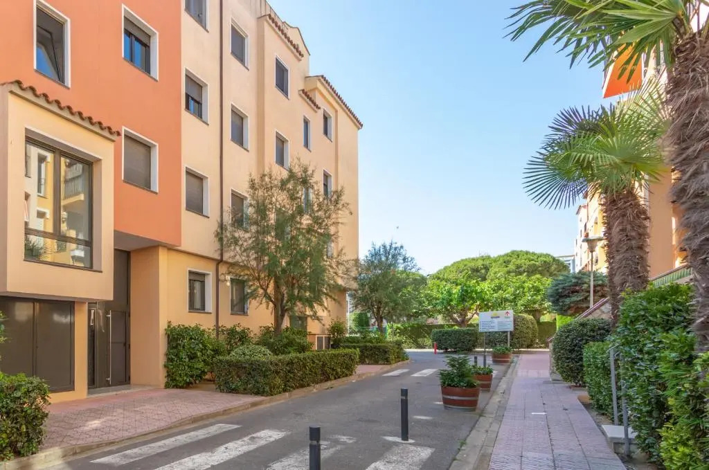 Apart-rent Apartamento Mimoses 3º