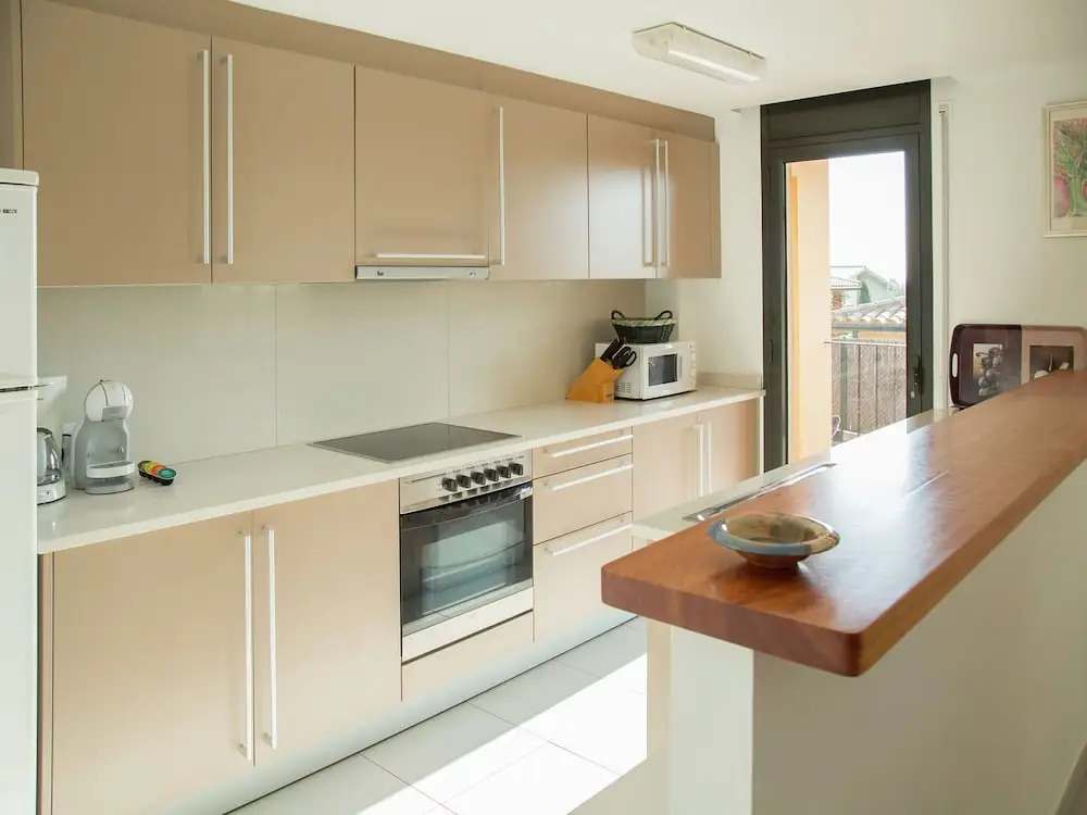 Exclusive Villa for 6 in L'estartit With Private Pool in Residential Area