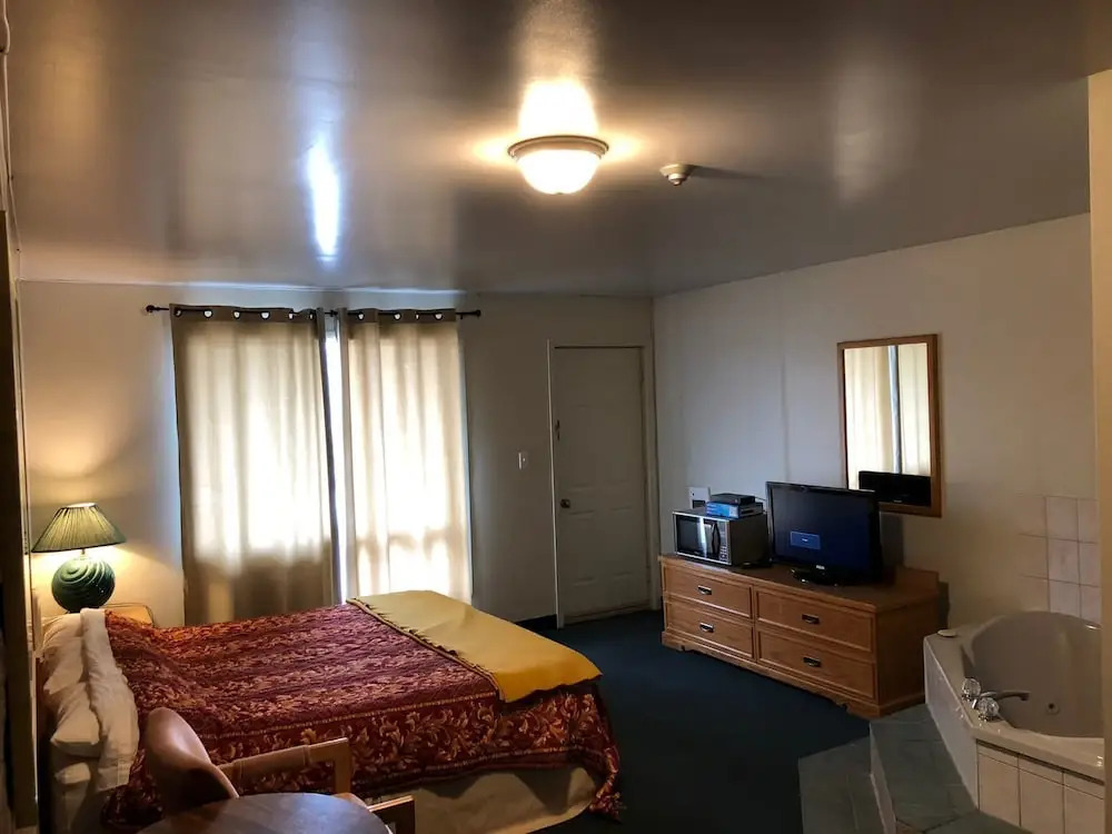 Spanish River Inn