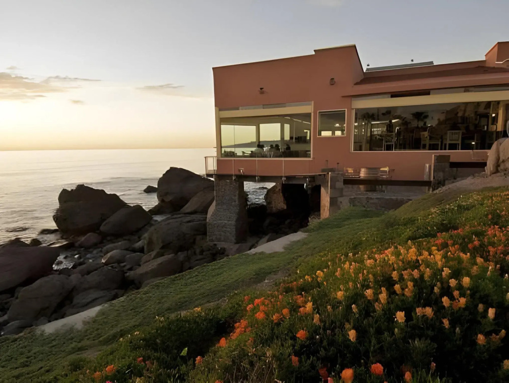 Hotel Punta Morro