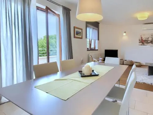 Apartment Enrico - Two Bedroom Apartment with Balcony