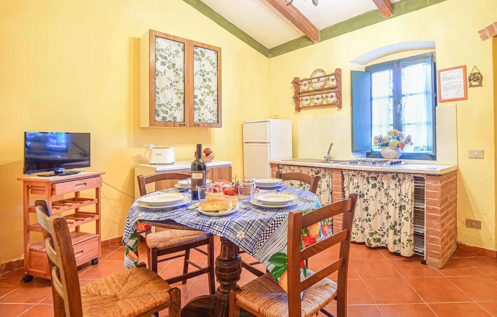 2 Bedroom Awesome Home In Casalappi