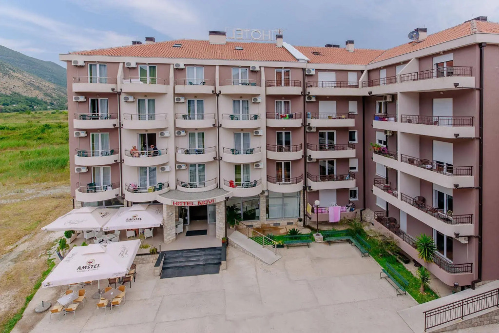 Hotel Novi