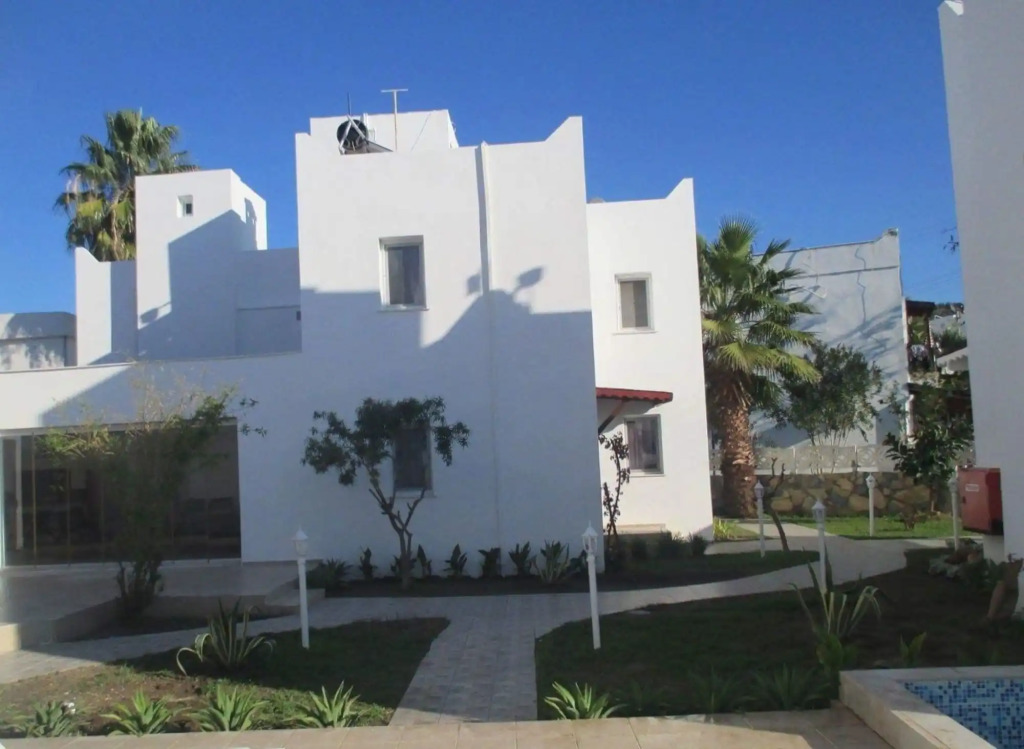 Canna Garden Hotel