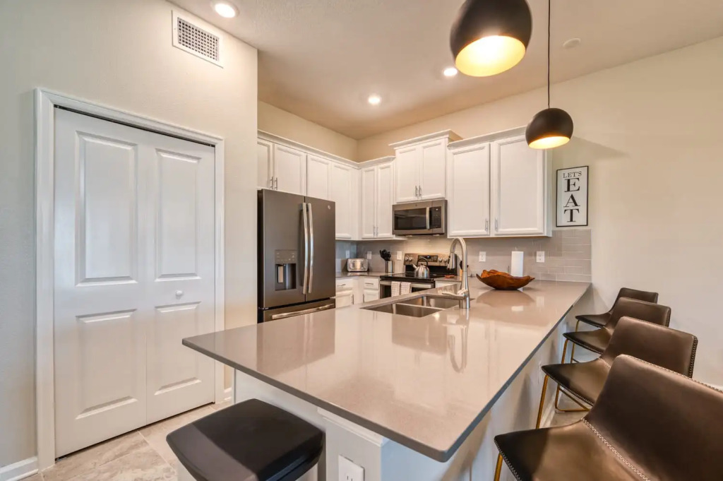 Wonderful Home with game room near Disney