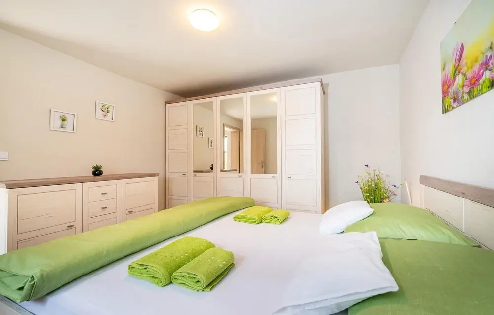Amazing Home in Benkovac With 4 Bedrooms, Wifi and Outdoor Swimming Pool