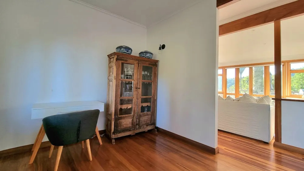 The Kauri Retreat - Sea Views & Spa Pool