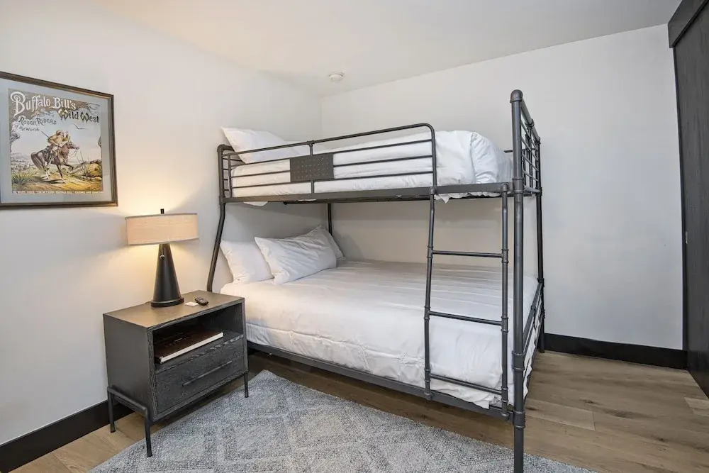 2 Bedroom Condo Steps From Beaver Creek Village 2 Condo by Redawning