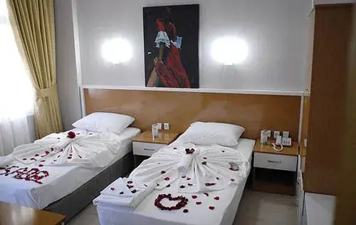 Isabel Hotel