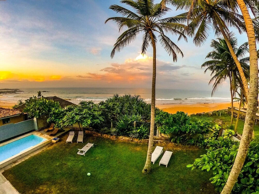 Beach Villa Yin near Hikkaduwa, with Pool and Cook - Semi-detached House