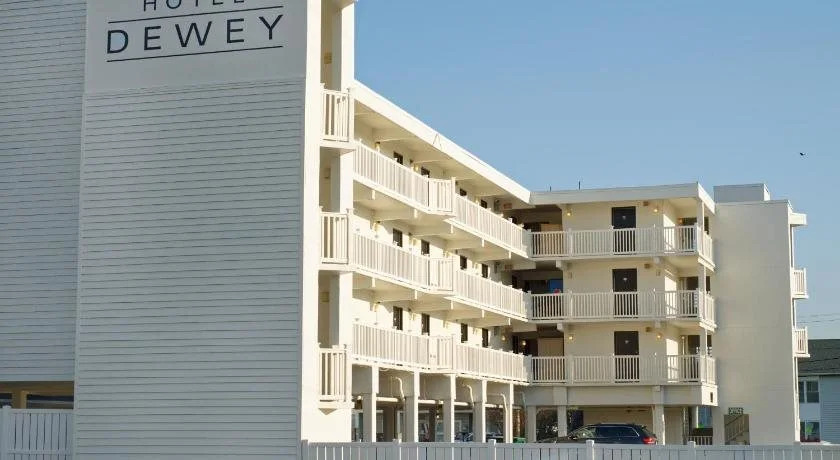 Hotel Dewey
