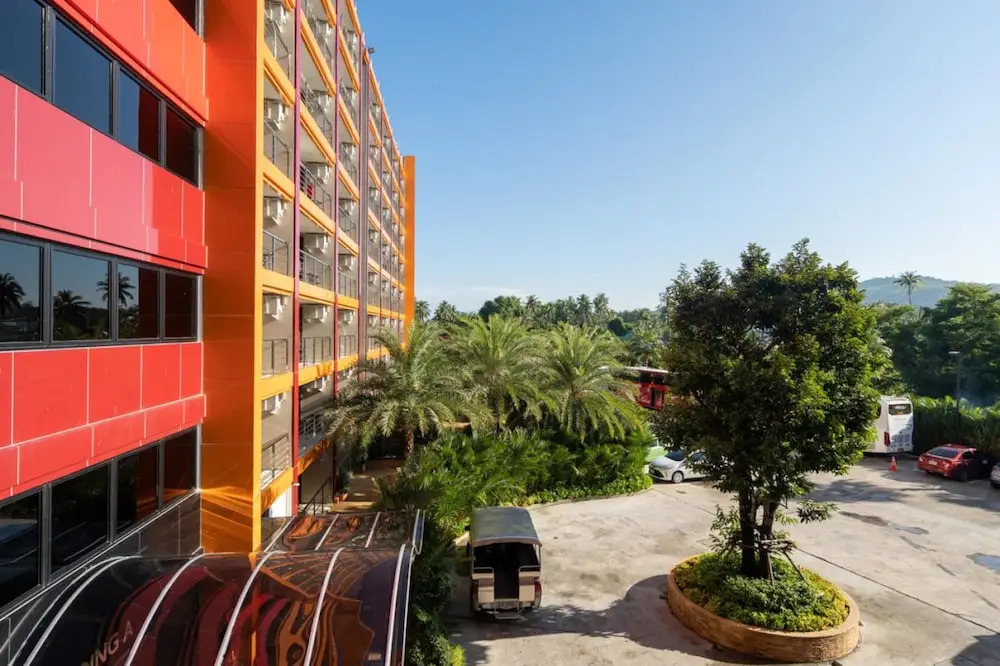 MBC Mai Khao Beach Condotel LUXURY APARTMENTs