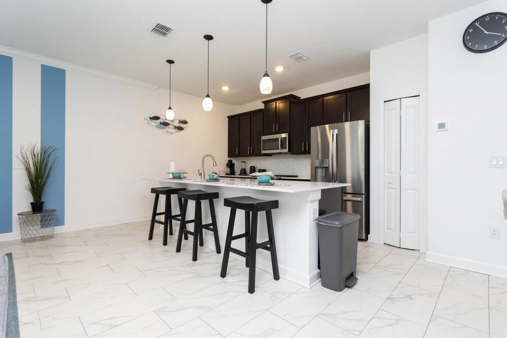 Adorable new Townhouse Near Disney