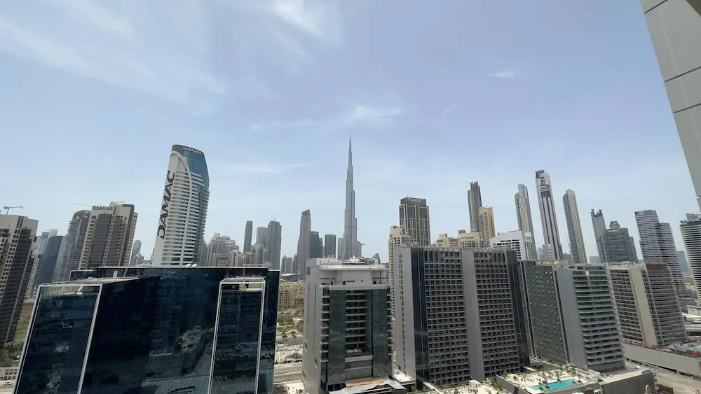 Mh - 1 Bhk Burj View - Vera2420