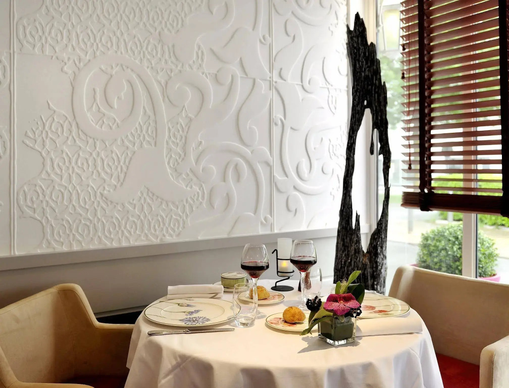 Logis Hôtel restaurant LE MEDICIS
