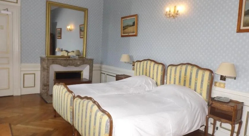 Château des Monthairons Hôtel Restaurant GastroMaison Spa privatif