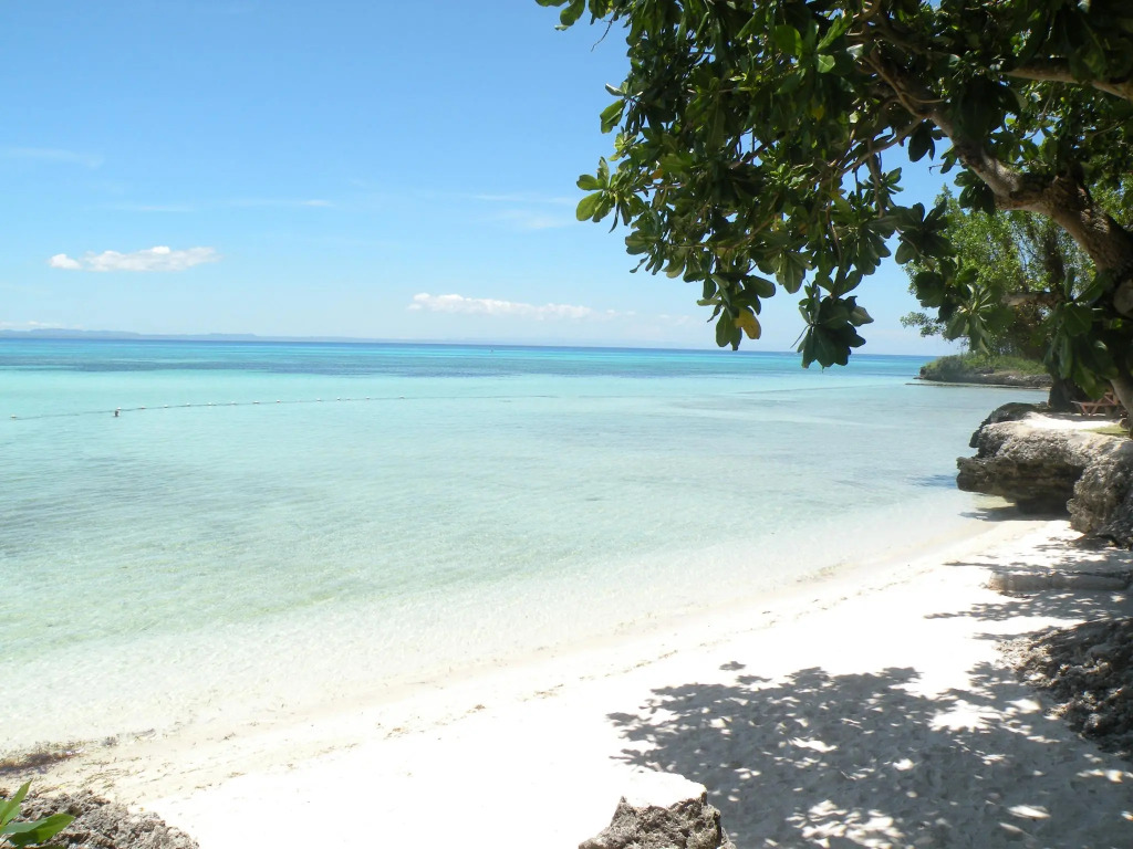 Ogtong Cave Resort