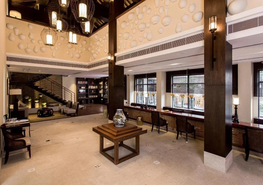 Chinaware Hotel
