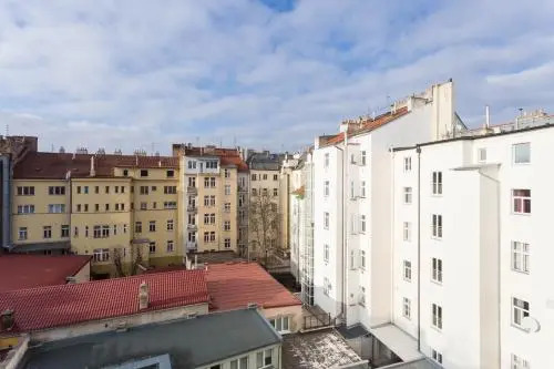Perunova Apartments