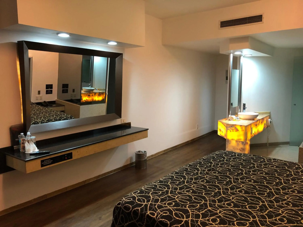 Hotel & Villas Pasadena IMPUESTOS NO INCLUIDOS EL PAGO ES DIRECTAMENTE EN EL HOTEL check in hasta 21 horas