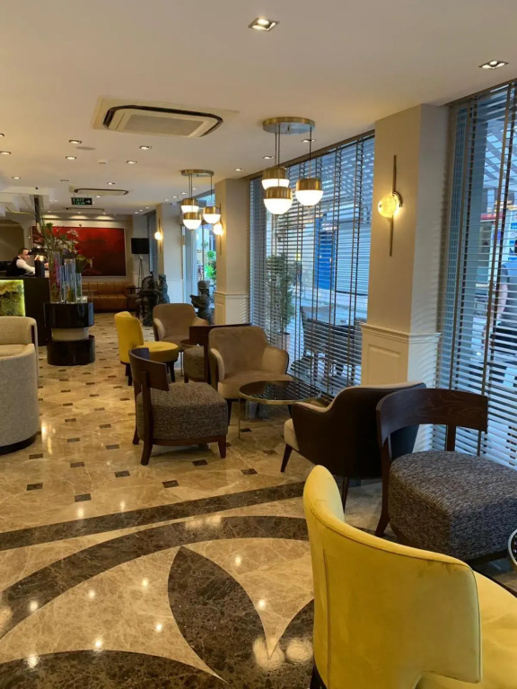 Regency World Suite
