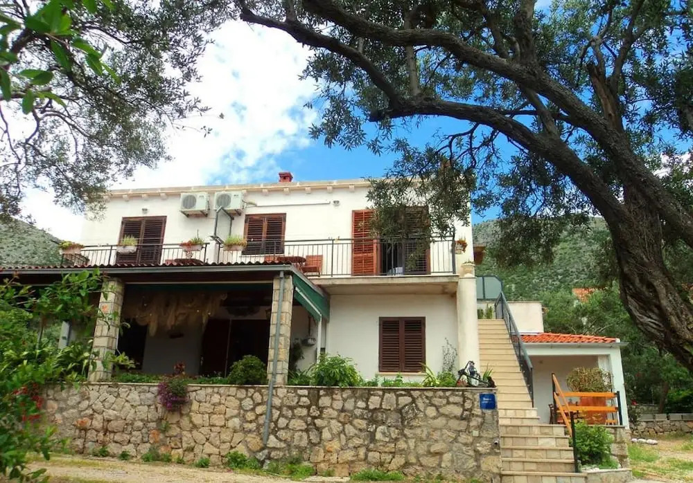 Villa Ro-Ela
