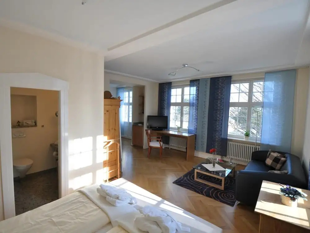 Aqua Suite