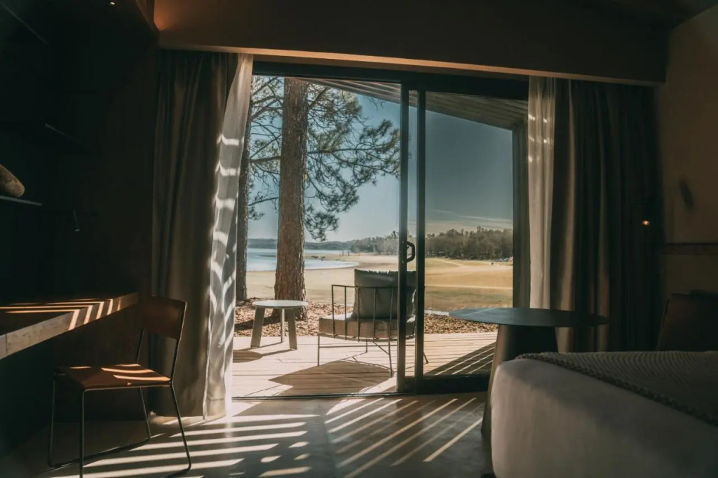 Get Hotel Molvento, AKEN SOUL Collection