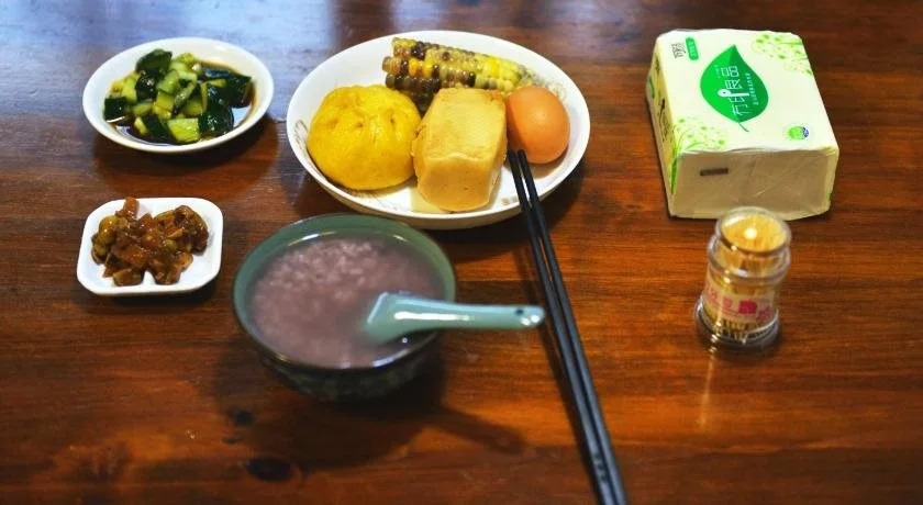 Jue Se Garden Theme Inn