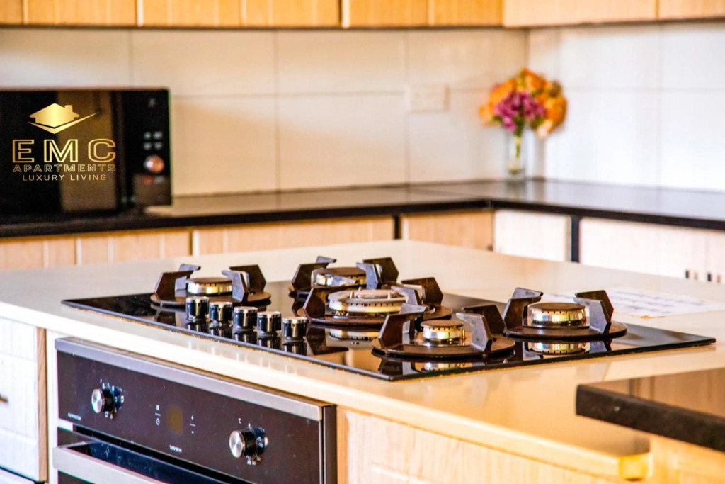 Cheerful and luxurious 4 bedroom villa with a pool.
