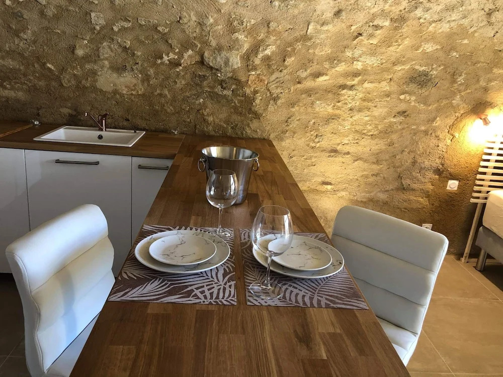 Paradise Love In Provence