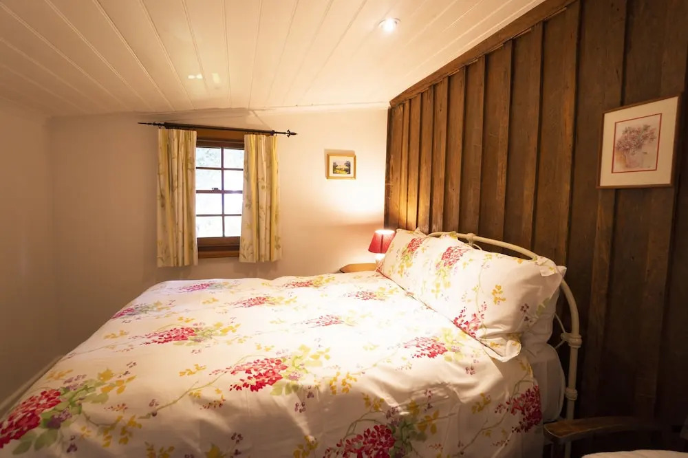 Camerons Cottage