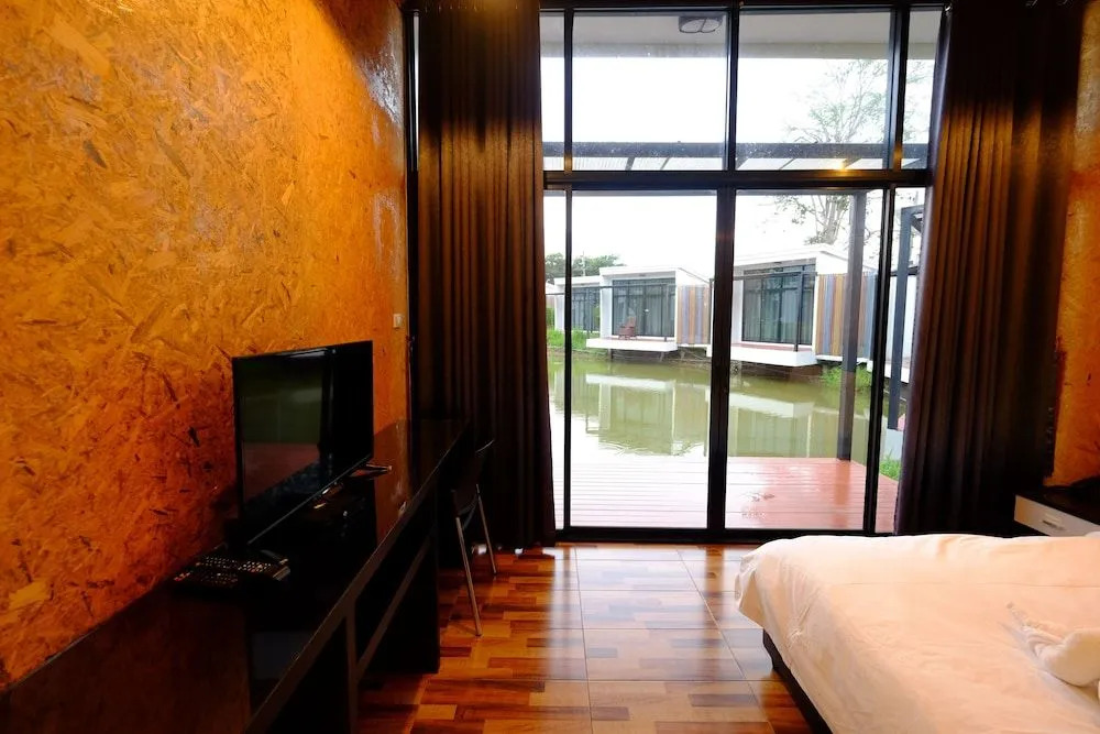 N&C Resort