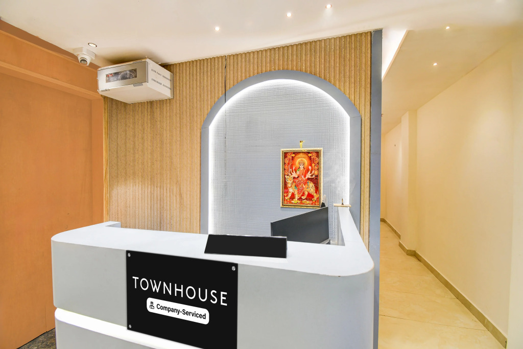 Super Townhouse Bairhana Road Prayagraj