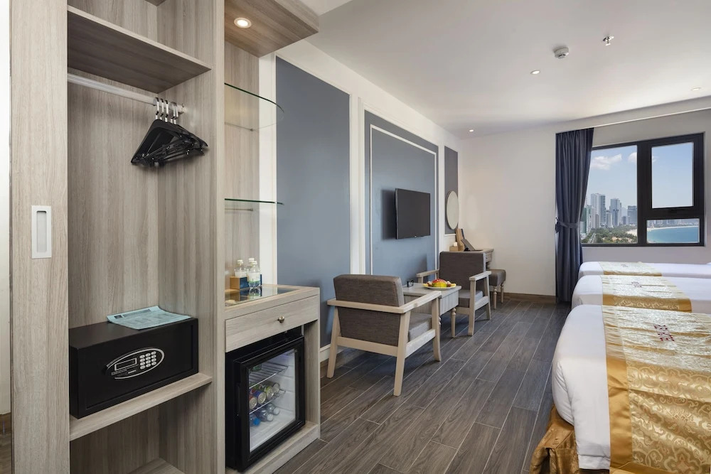 Ruby Luxury Hotel
