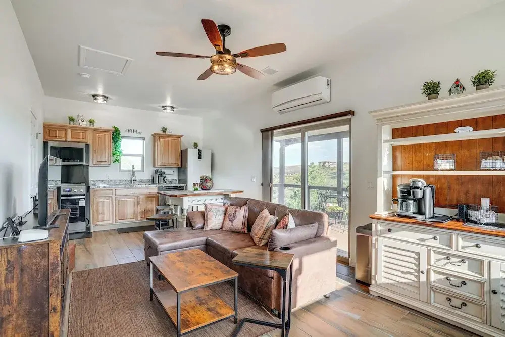Prescott Home Close to Hiking & Medical Centers!