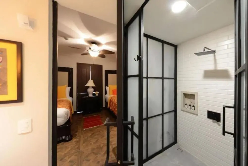 Spacious 4 BR Apt in Cabo