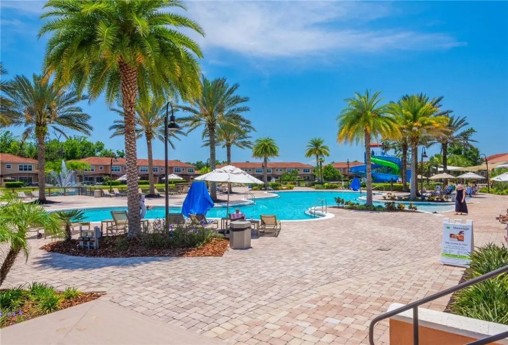 Charming 3 Bd w/ SPA close to Disney @ Regal Oaks 2649