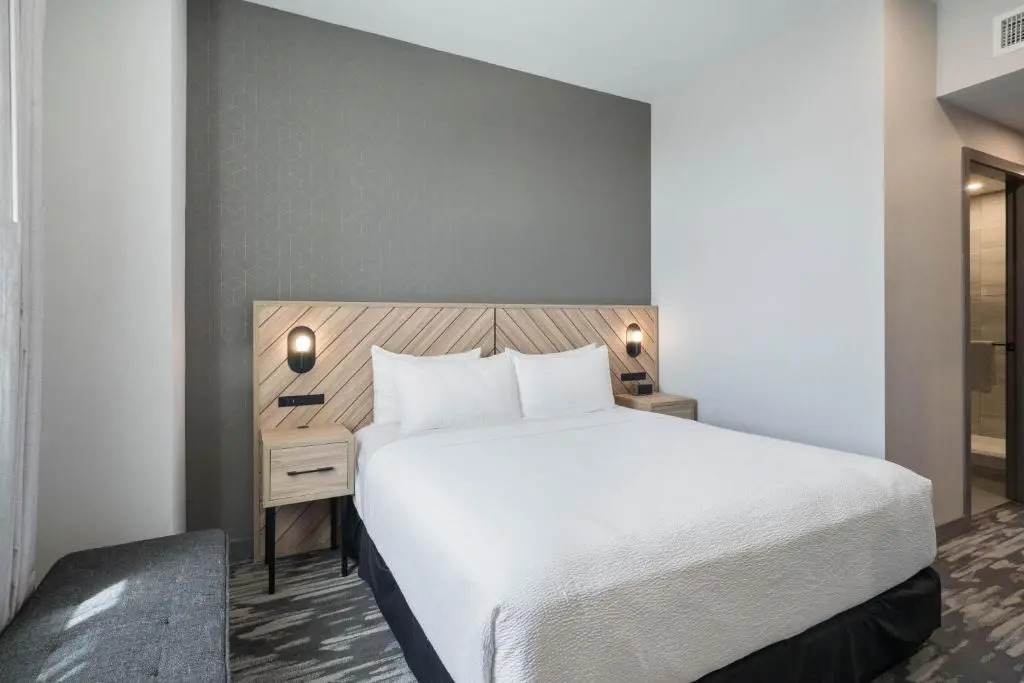 Sandman Signature Fort Worth Texas Hotel