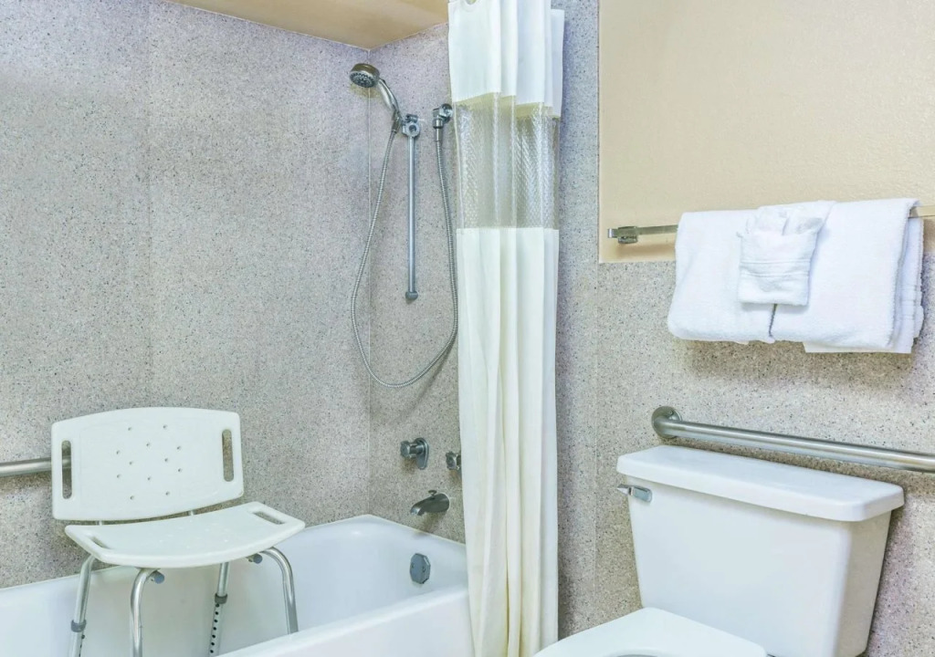 High Country Motor Lodge - Near NAU and Downtown