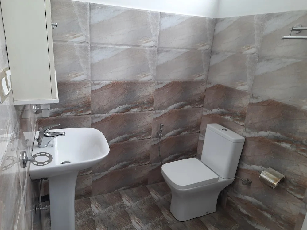 Royal Bath Edge