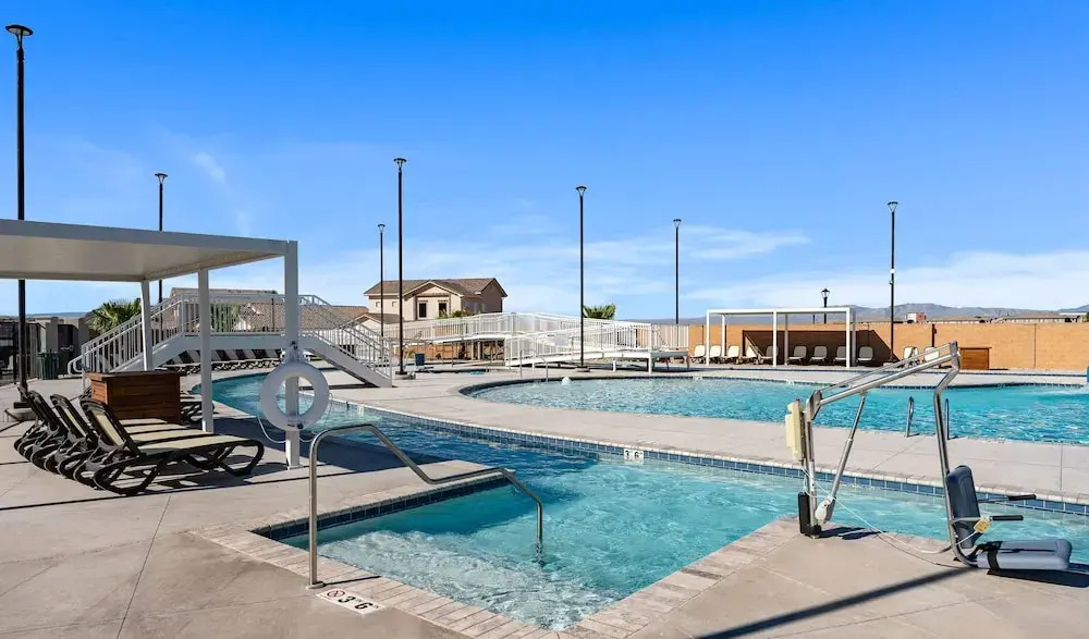 Desert Rose Hideaway 5 Bedroom Home