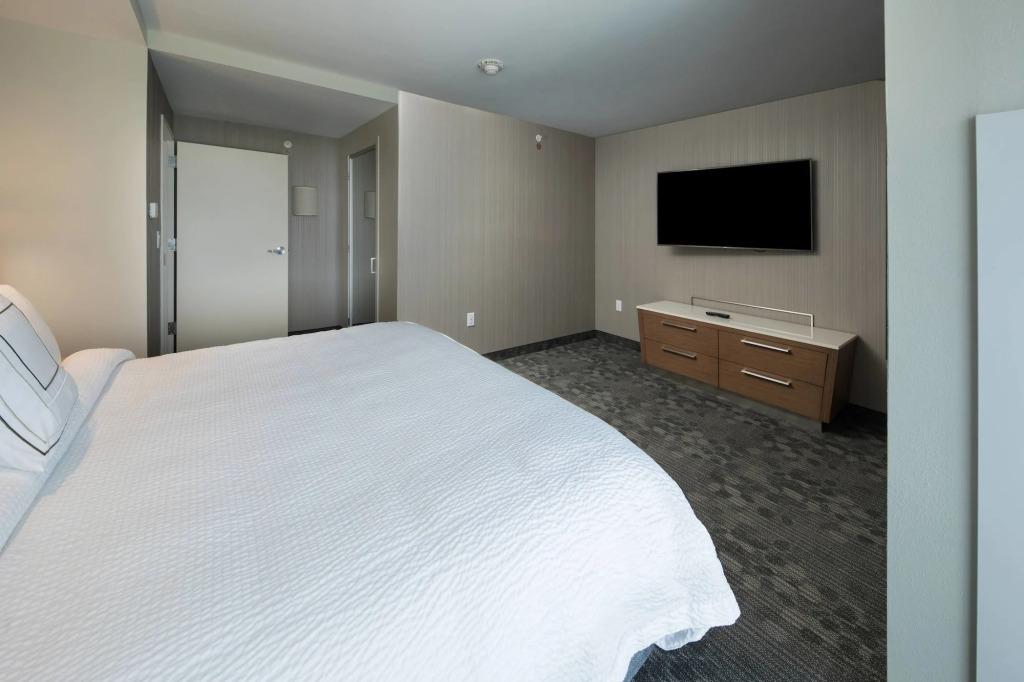 Courtyard by Marriott Russellville