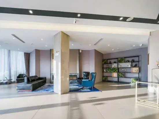 Homeinn Selected Hotel (Nanjing Railway Station North Square Hongshan Forest Zoo Subway Station)
