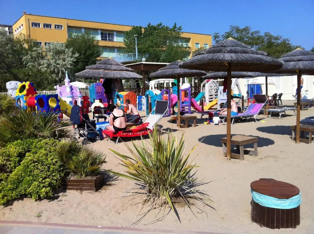 Viva Beach Hotel