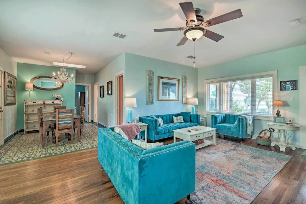1 Mi to Dtwn Rockport: 'ocean Pearl' House