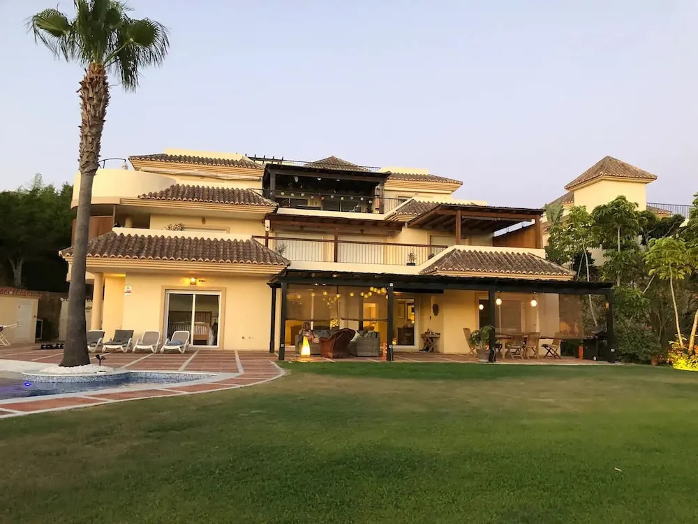 Palm Tree Golf Retreat