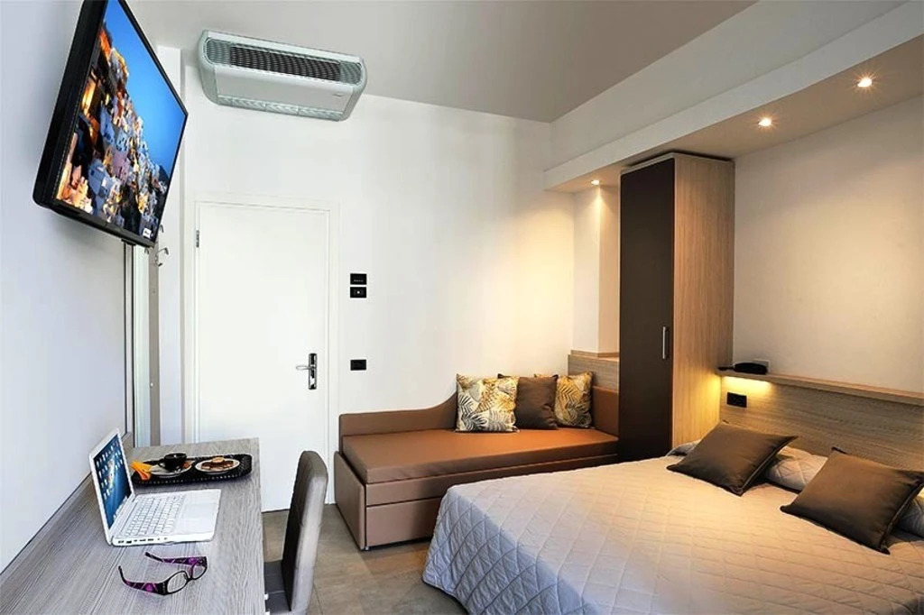 Hotel King